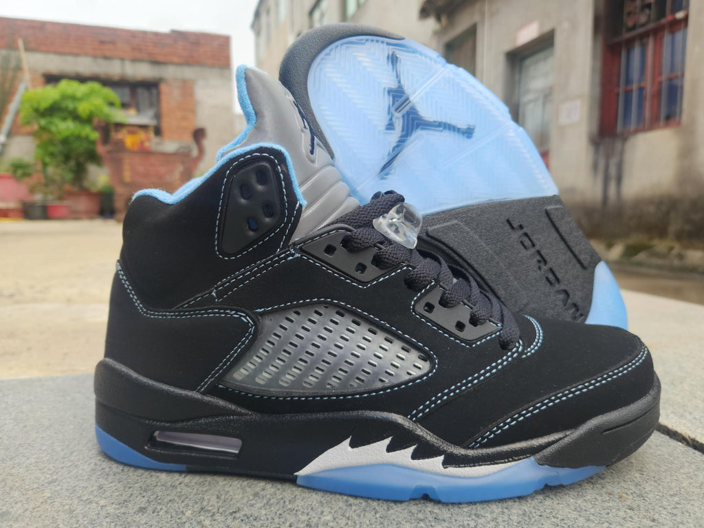 Air Jordan 5 Black & University Blue Sneakers | 36–47