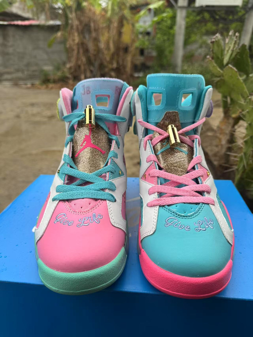 Air Jordan 6 Retro Blue & Pink Mismatched Sneakers | 36–47