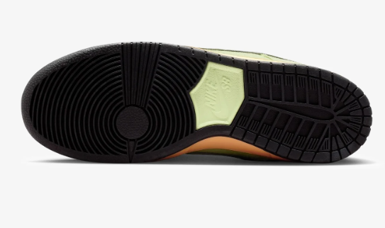 Nike SB Dunk Low Pro “Light Liquid Lime” (120)