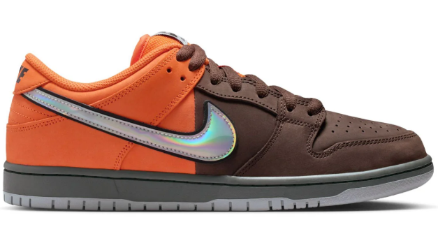 Nike SB Dunk Low Pro 'Muni Fast Pass' Safety Orange/Wolf Grey/Baroque Brown (129)