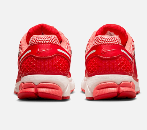 Nike Zoom Vomero 5 Premium 'University Red' (170)