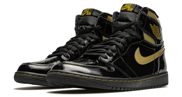 Air Jordan 1 Retro High OG 'Black Metallic Gold' 555088 032 (228)