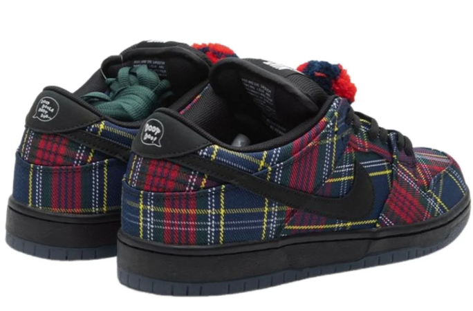 Nike SB x Nardwuar Dunk Low “Tartan” | II1493-600 (134)