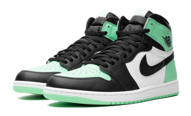 Air Jordan 1 Retro High OG 'Green Glow' DZ5485 130 (185)