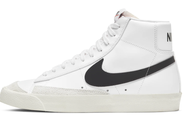 Nike Blazer Mid '77 Vintage 'White Black' BQ6806-100（131）